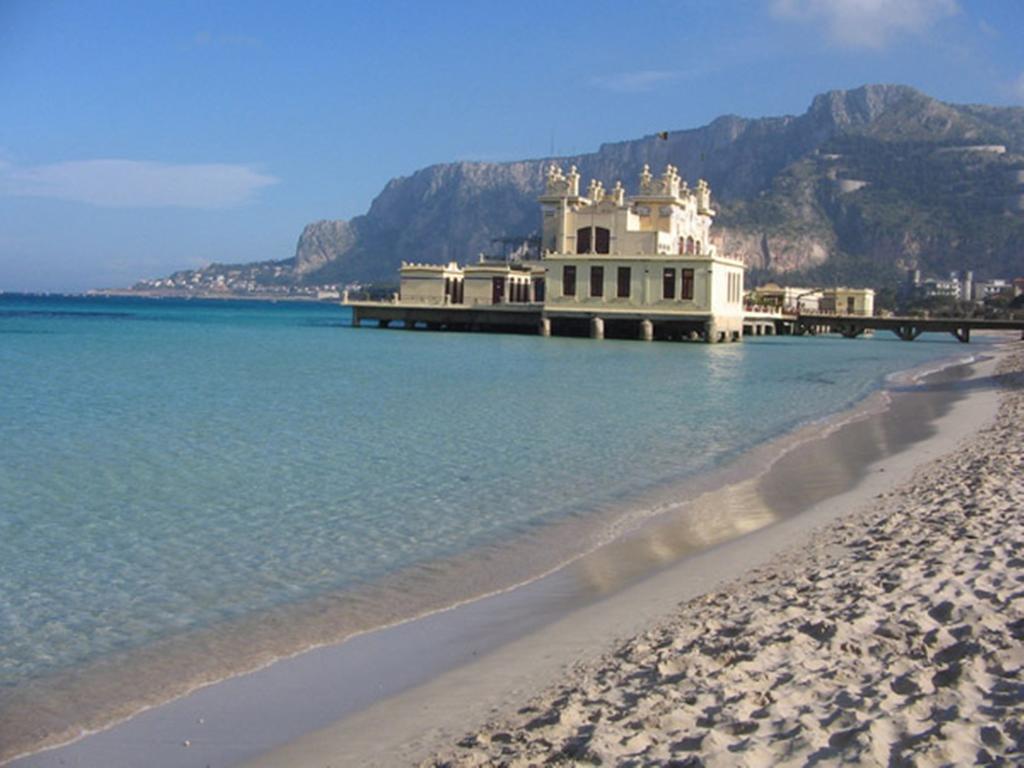 Casa Vacanze Kristel Balestrate Δωμάτιο φωτογραφία